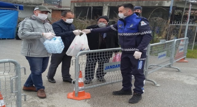 Çan Belediyesi, karantinadaki Maltepe köyünün ihtiyaçlarını karşılıyor