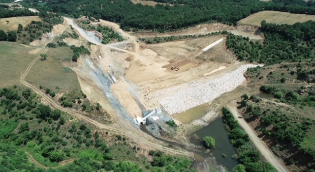 Yenice Yukarıinova barajında çalışmalar aralıksız sürüyor