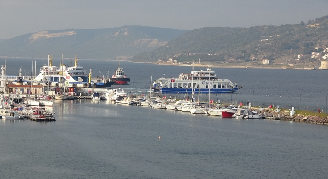 Bozcaada ve Gökçeada’ya yarınki tüm feribot seferleri iptal edildi