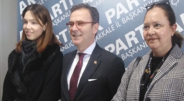 AK Parti’de ilk aday adayı Timur Ay