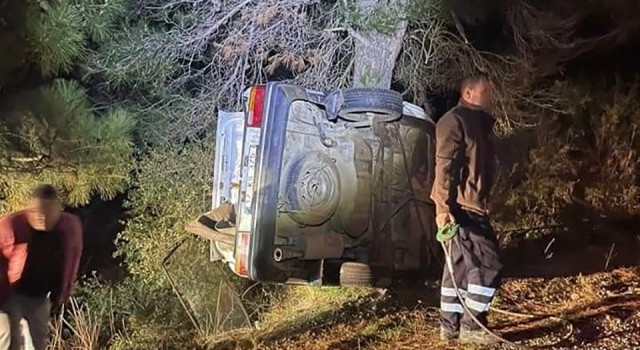 Bayramiç’te ağaca çarpan otomobilin sürücüsü hayatını kaybetti