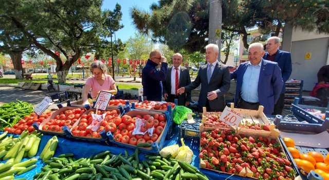 CHP’li Güneşhan’dan Çardak’ta esnaf ziyaretleri