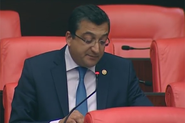 Bülent Öz: "Termik santrallere onay vererek ölümlerin artmasını mı istiyorsunuz?"