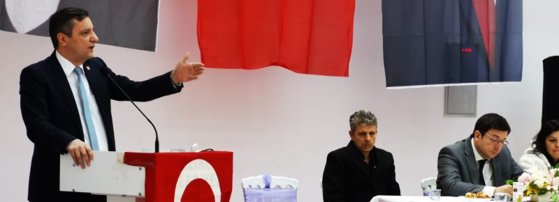 Özgür Ceylan'dan çok sert AK Parti eleştirisi: "Türkiye'nin başına gelen en büyük dert AKP'dir!"