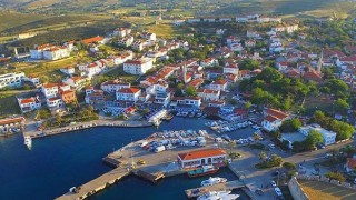 Bozcaada seferleri haftada 2 güne düşürüldü