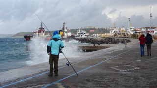 Çanakkale’ye kuvvetli yağış ve fırtına uyarısı!