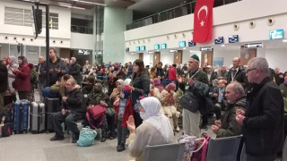 Çanakkale'de umre yolcuları dualarla uğurlandı