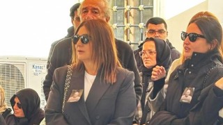 Sibel Can ve kızı Melisa, Cengizhan Sabuncu'nun cenazesinde gözyaşlarına boğuldu