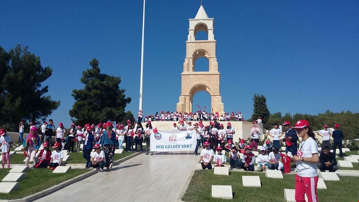 Siirtli öğrenciler Çanakkale'de misafir edildi