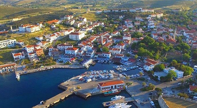 Bozcaada seferleri haftada 2 güne düşürüldü