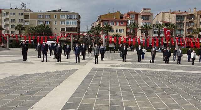 Çanakkale’de sosyal mesafeli 23 Nisan kutlaması