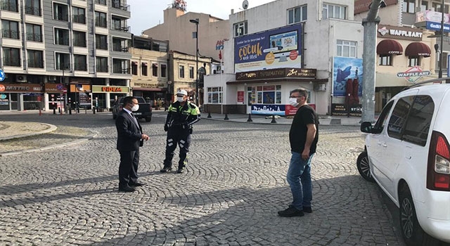 Vali Aktaş’tan polis uygulama noktasında sokağa çıkma kısıtlaması denetimi