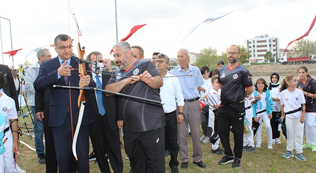 Çan Belediyesi okçuluk sahası açıldı