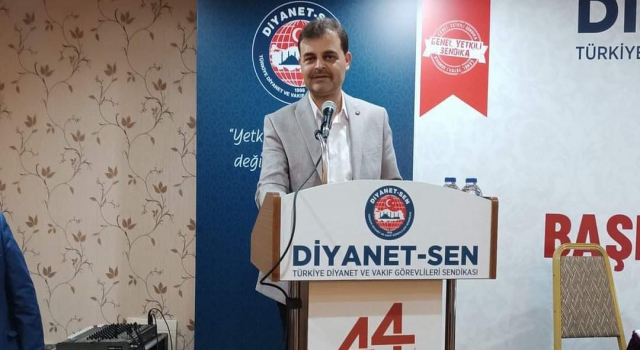 Şahin Aygül: “Dini değerlerimize saygılı olun”