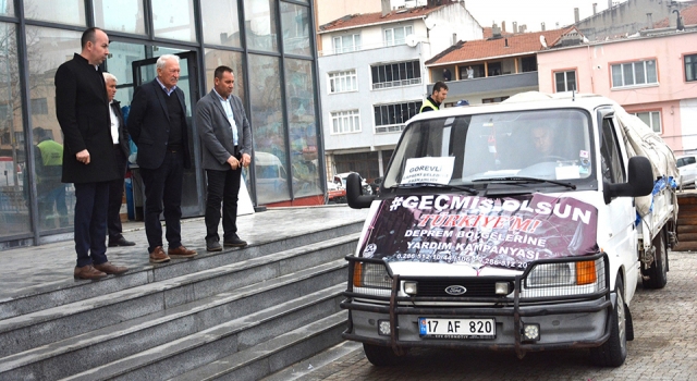 Lapseki Belediyesi deprem bölgesine 14'üncü yardım aracını gönderdi