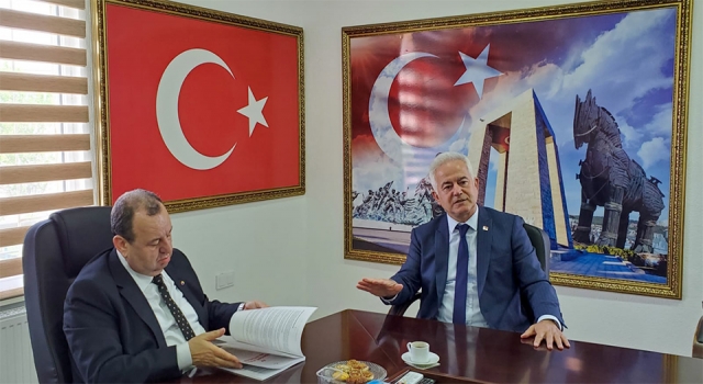 CHP'li Güneşhan: "Bandırma'daki hızlı tren ağını Çanakkale'ye getireceğiz"