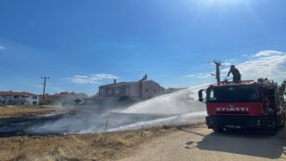 Gelibolu'da çocukların tarlaya attığı torpil yangın çıkardı!