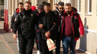 Çanakkale’de fuhuş operasyonu: Orta Asya ve Afrika uyruklu 14 kadını pazarlayan 5 kişi yakalandı