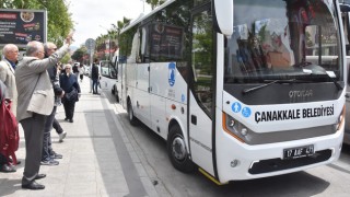 Depremzedeler oy kullanmak için Çanakkale’den memleketlerine uğurlandı