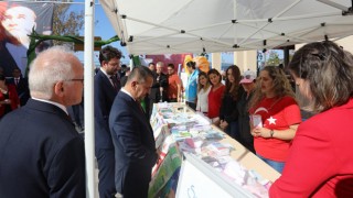 Çanakkale’de, “100 Yıldır Aynı Aşk ve Heyecanla” fotoğraf sergisi açıldı