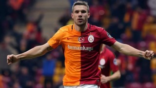 Lukas Podolski futbolu bıraktı!